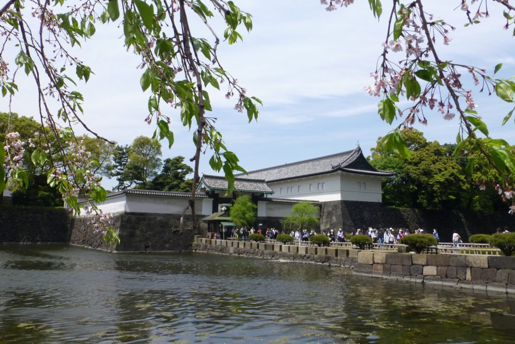 Ote-mon gate to the East Garden